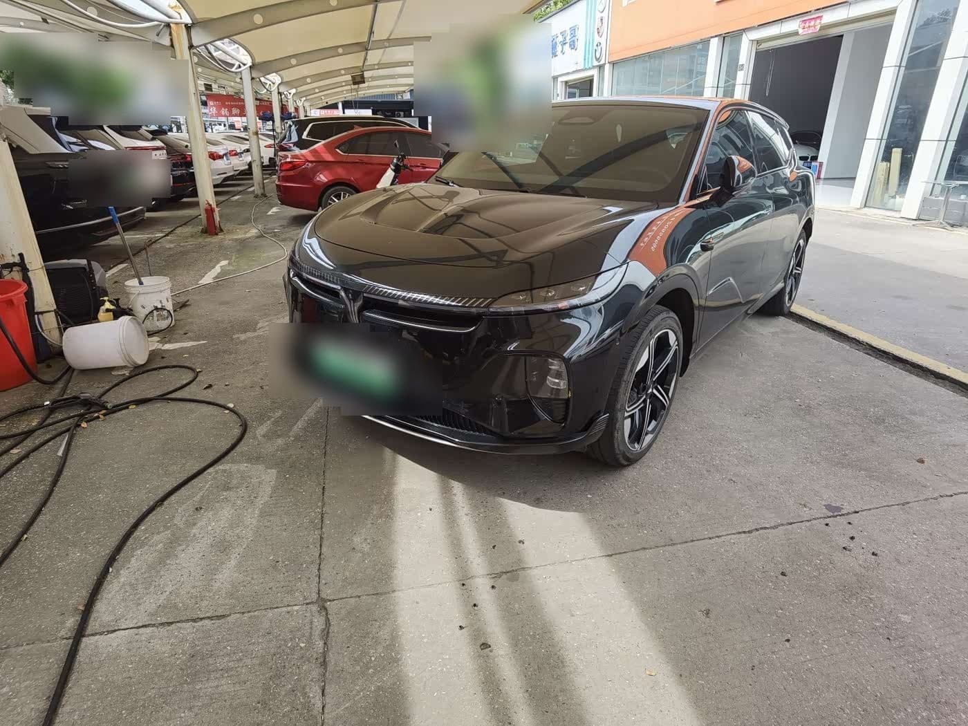 2024 Voyah Auto Voyah Zhiyin front exterior