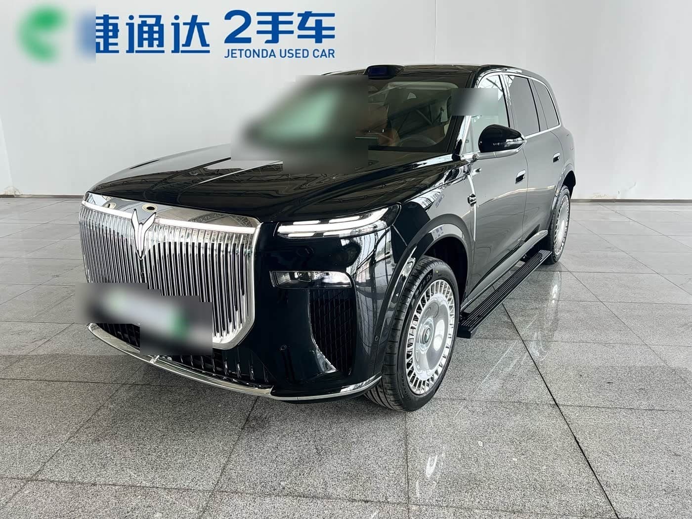 2025 Voyah Auto VOYAH Taisan front exterior