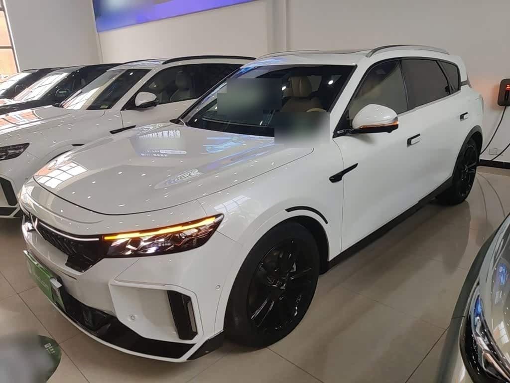 2023 Voyah Auto VOYAH FREE front exterior