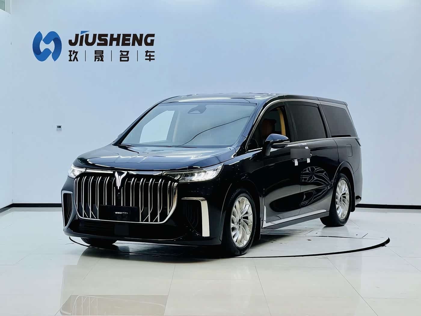 2023 Voyah Auto Voyah Dreamer front exterior