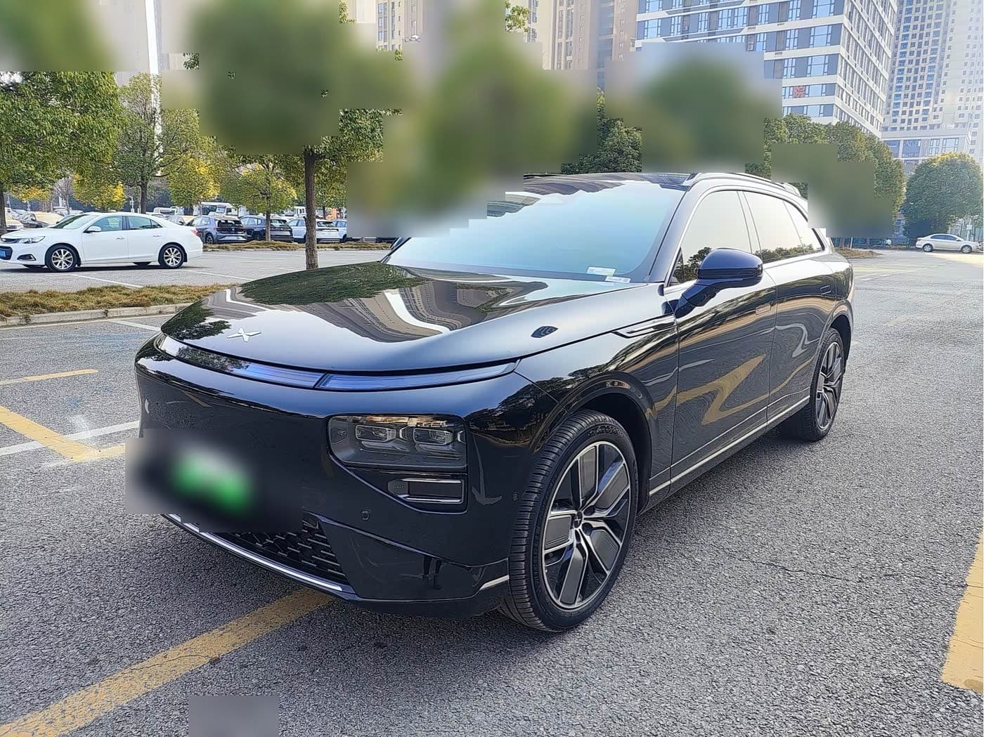 2023 XPeng G9 front exterior