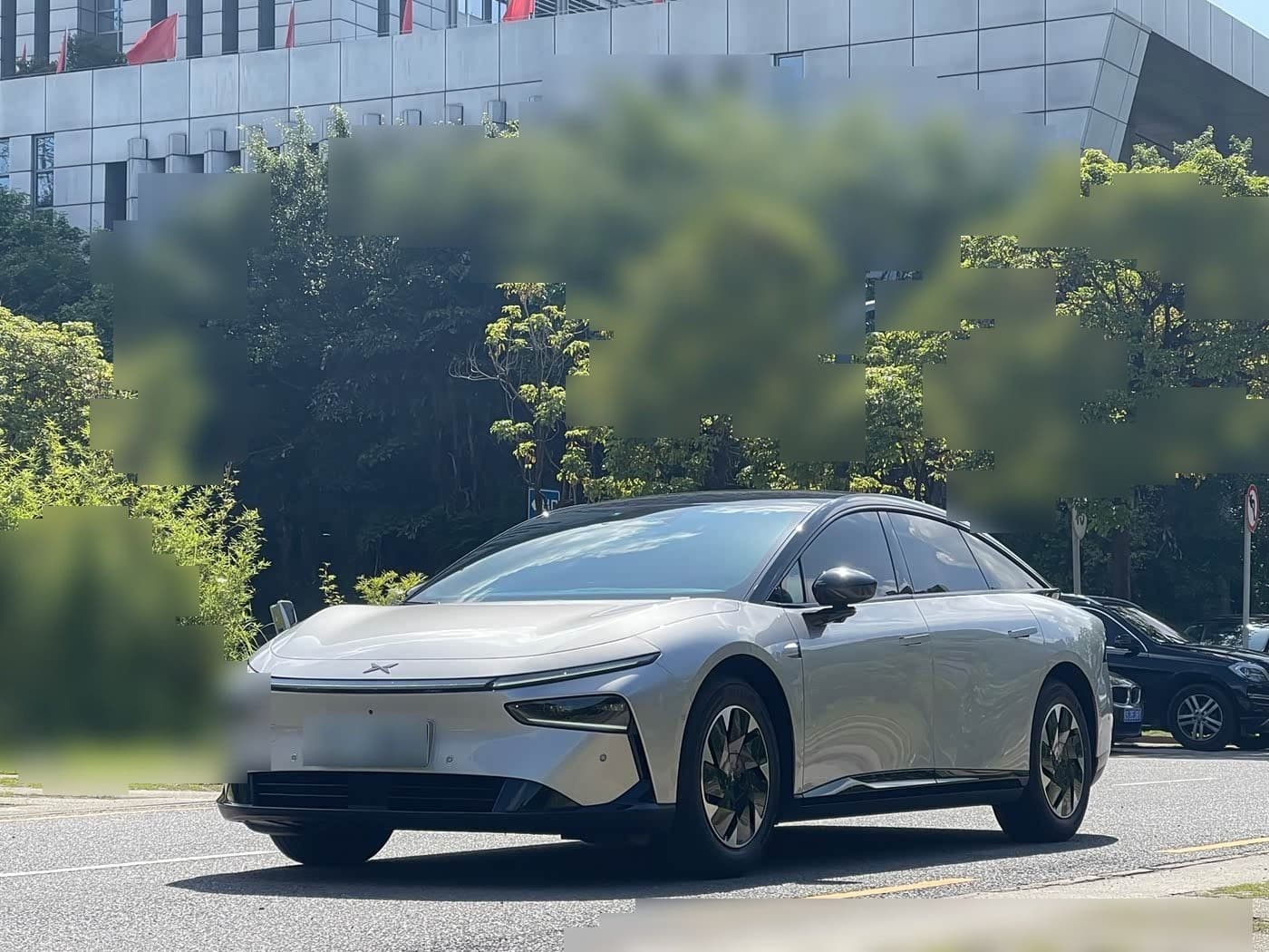 2024 XPeng P7+ front exterior