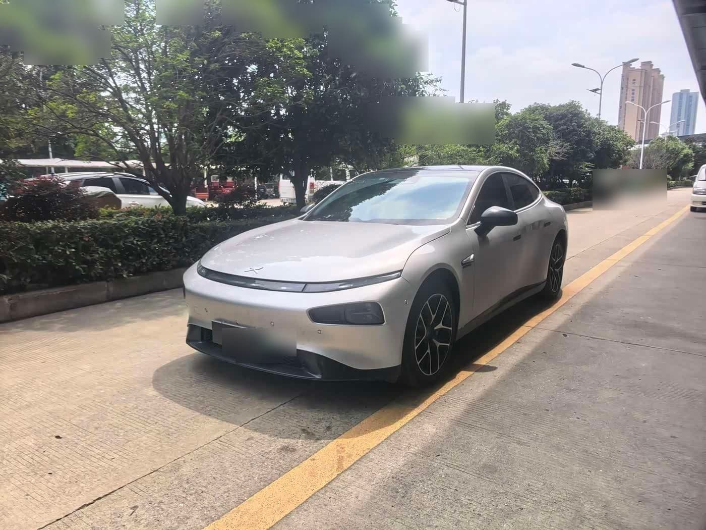 2023 XPeng P7 front exterior