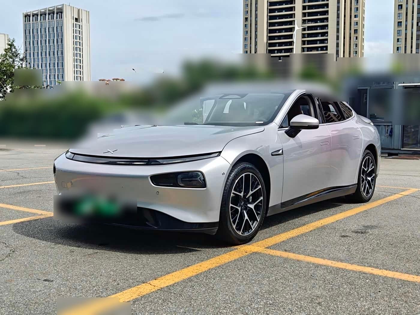 2023 XPeng P7 front exterior