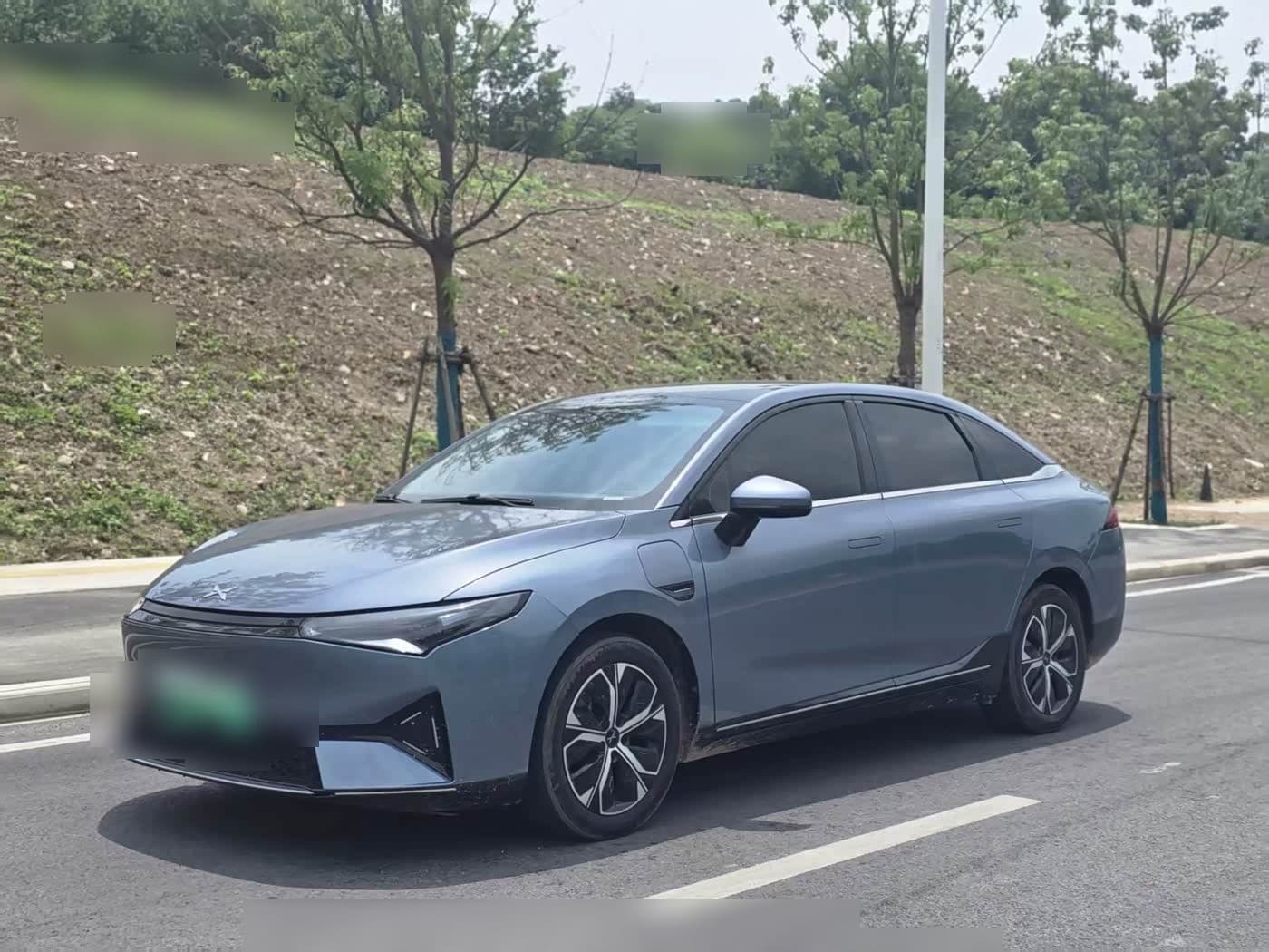 2023 XPeng P5 front exterior