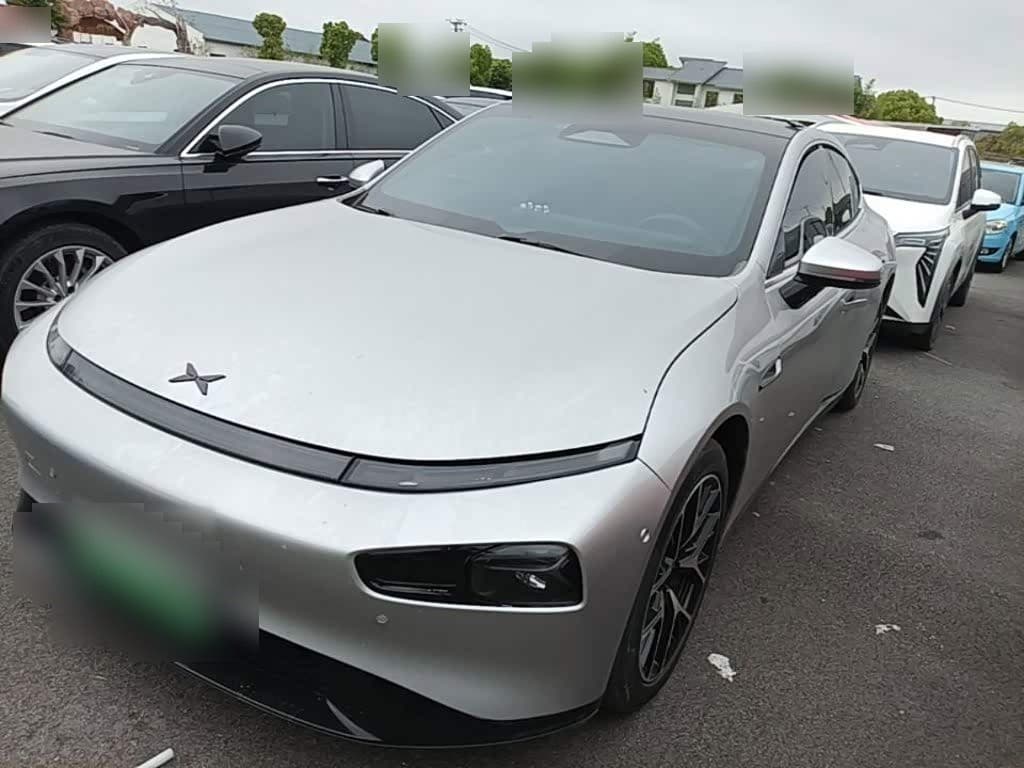 2023 XPeng P7 front exterior