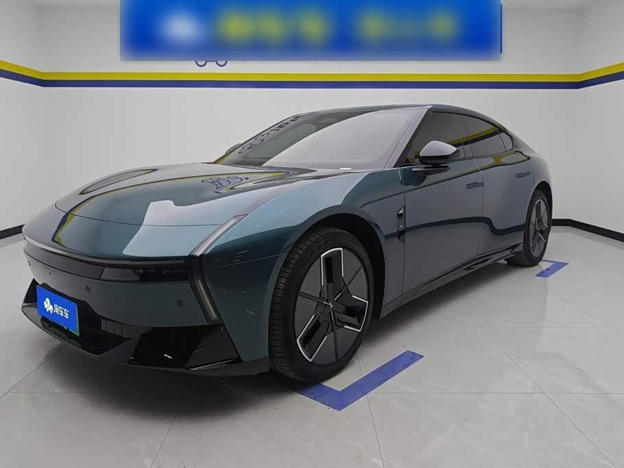 2025 XPeng P7 front exterior