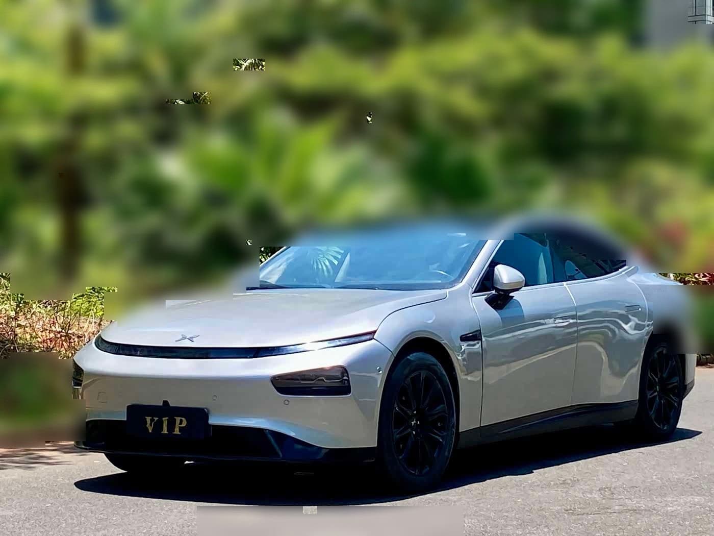 2023 XPeng P7 front exterior