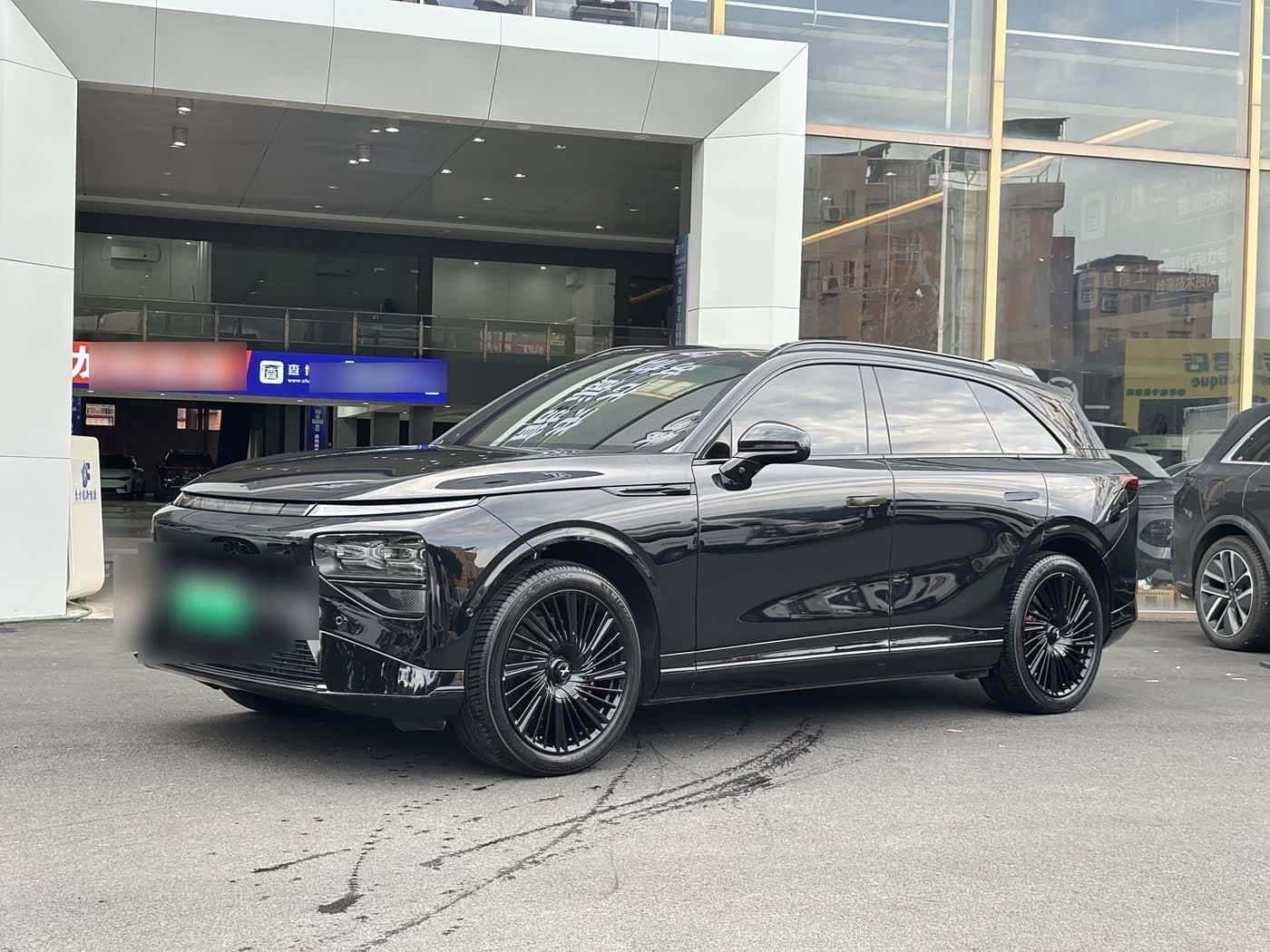2025 XPeng G9