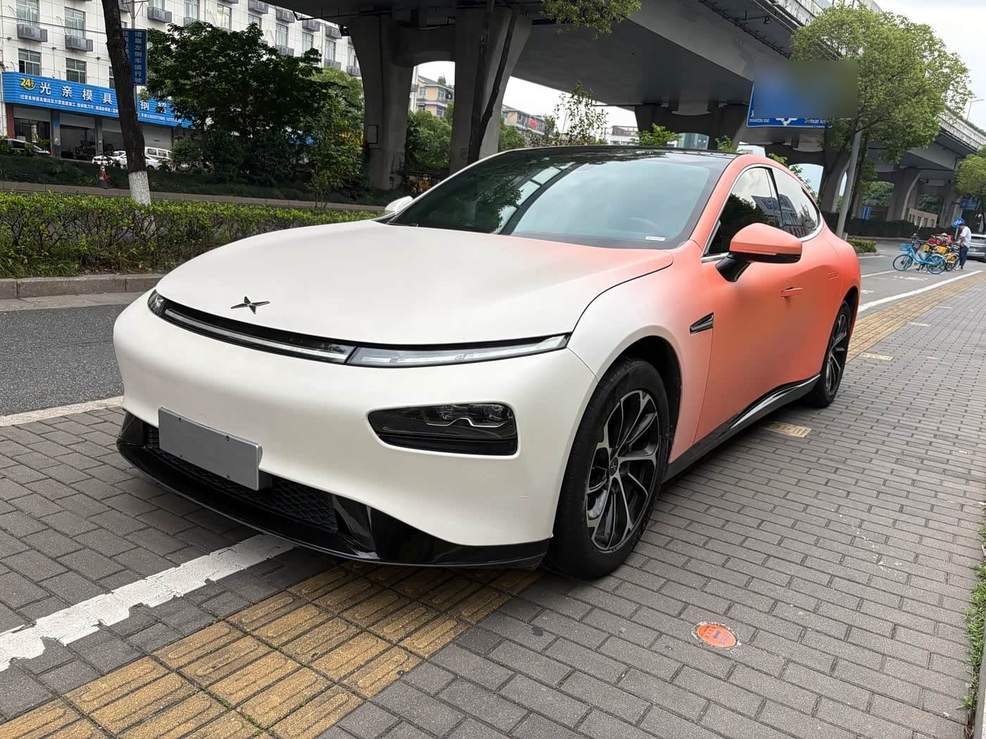 2022 XPeng P7