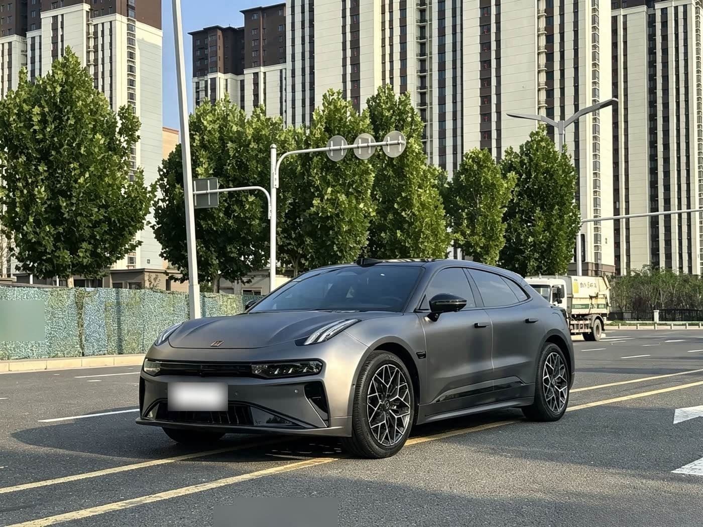 2024 Zeekr 001 front exterior