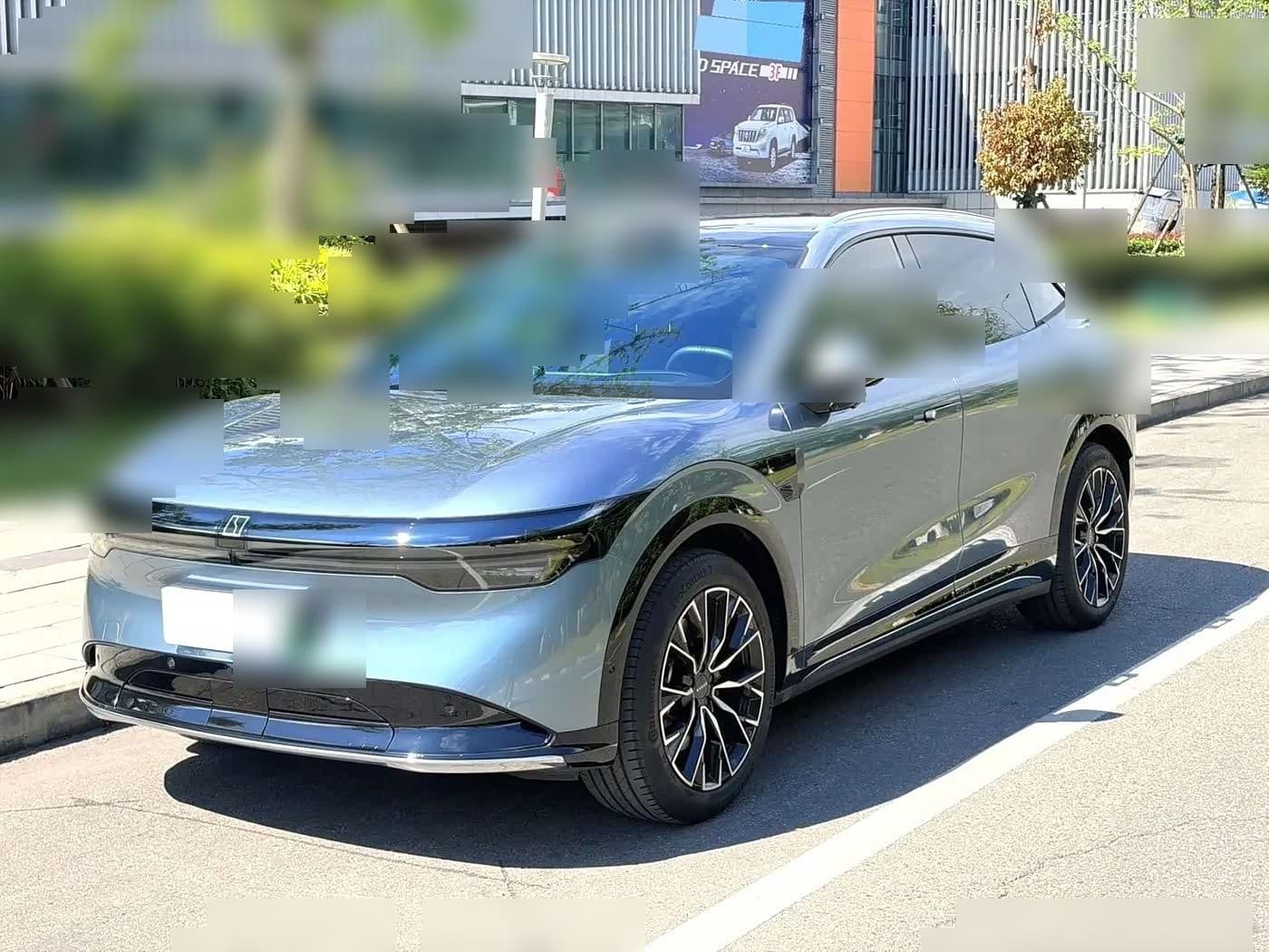 2024 Zeekr 7X front exterior