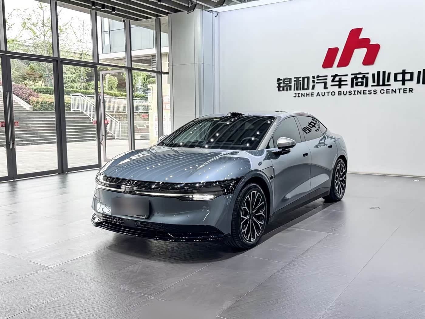 2024 Zeekr 007 front exterior