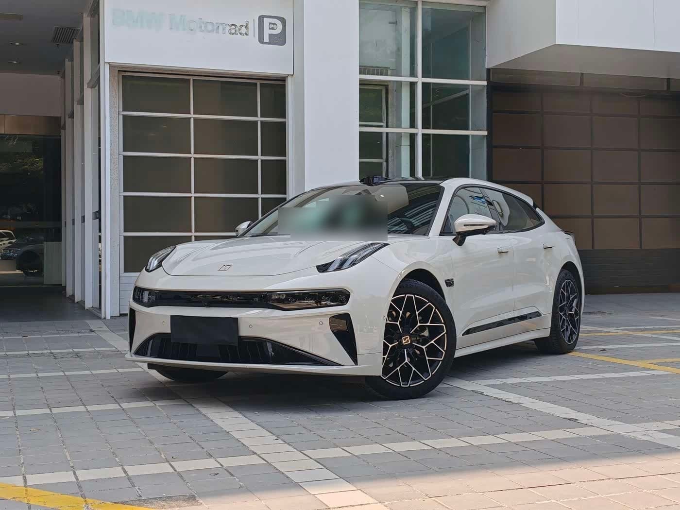 2024 Zeekr 001 front exterior