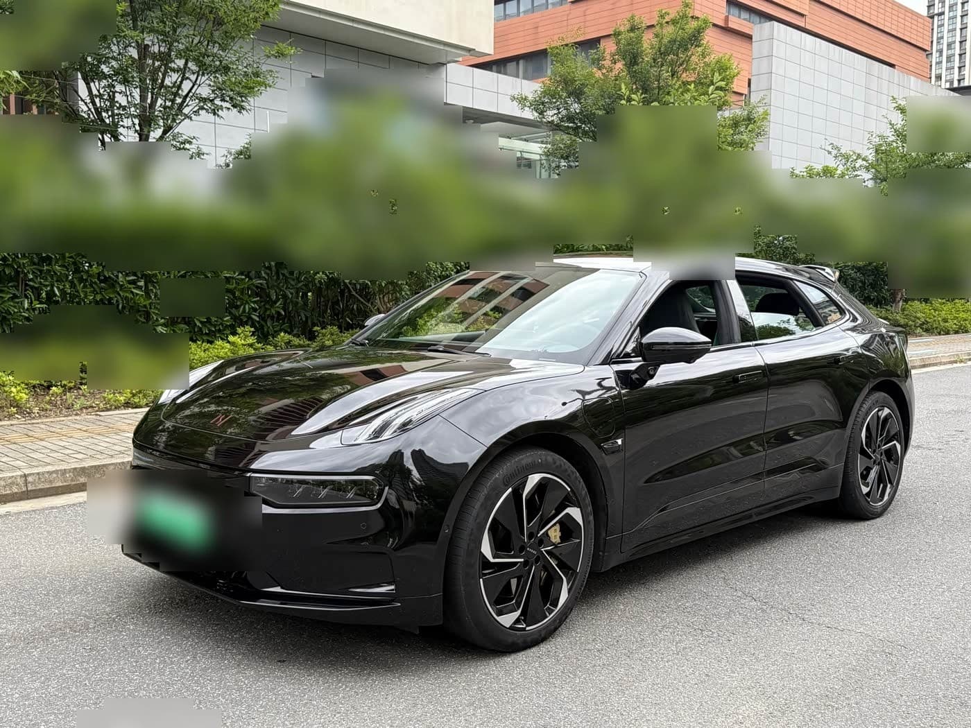 2023 Zeekr 001 front exterior