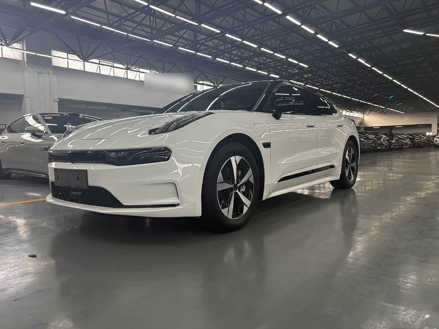 2023 Zeekr 001 front exterior