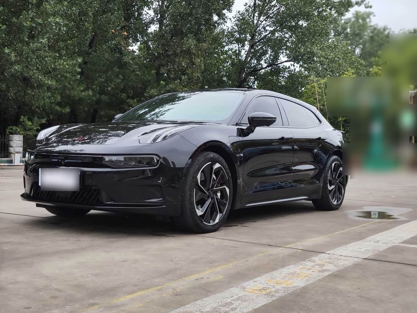 2023 Zeekr 001 front exterior