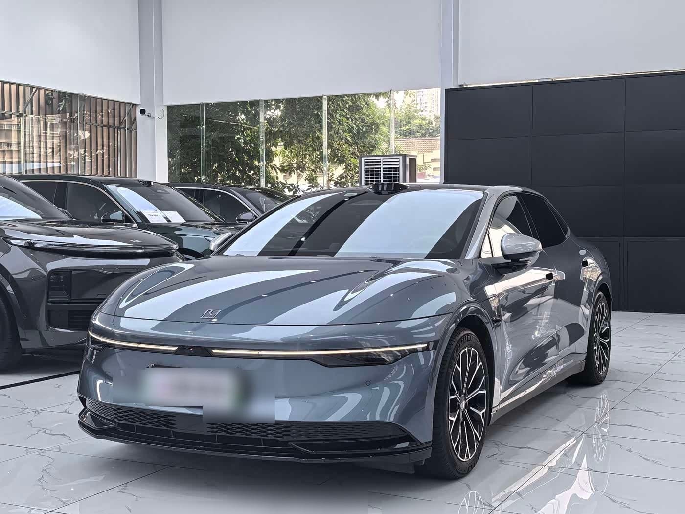 2023 Zeekr 007