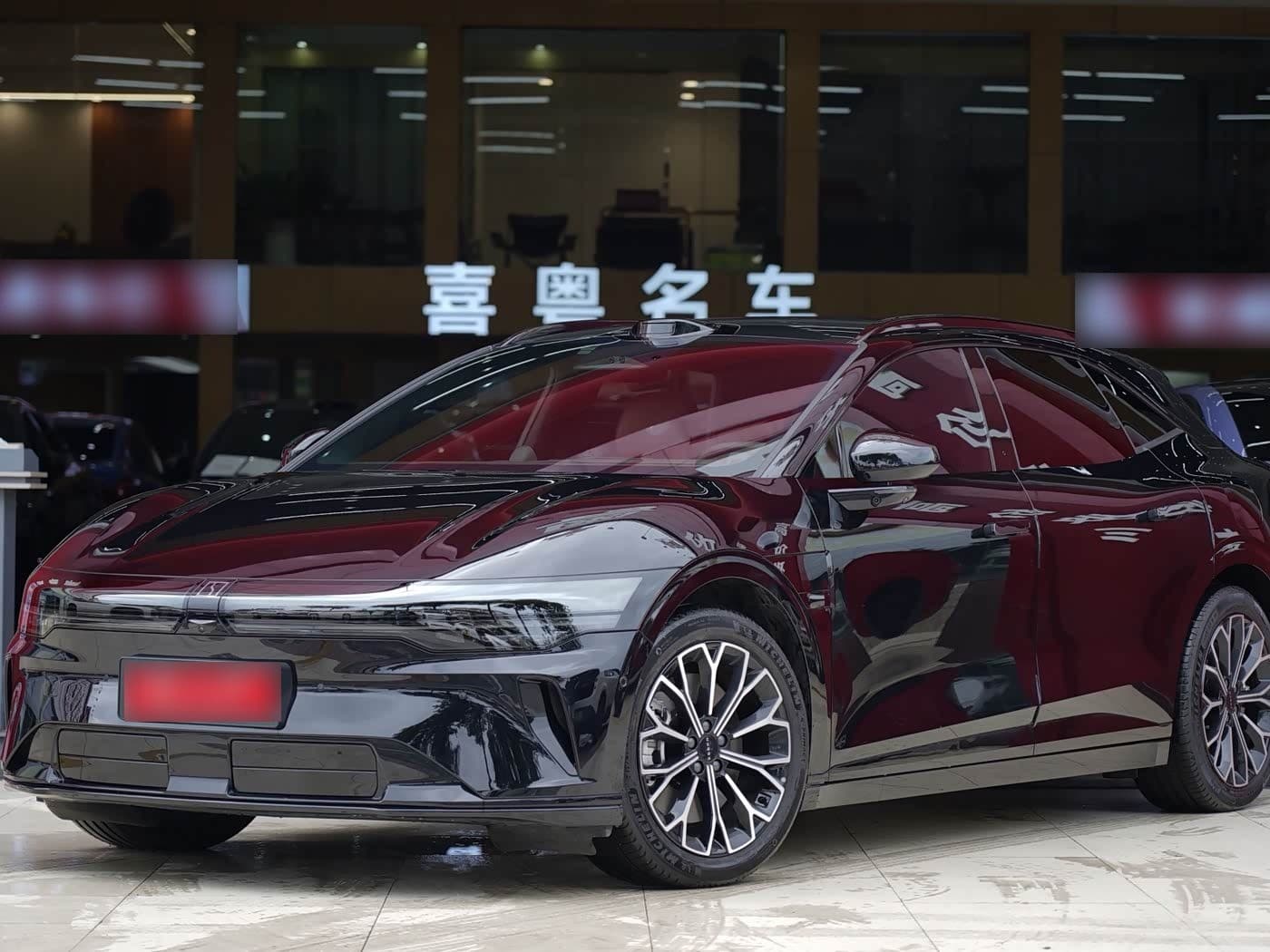2025 Zeekr 007GT front exterior