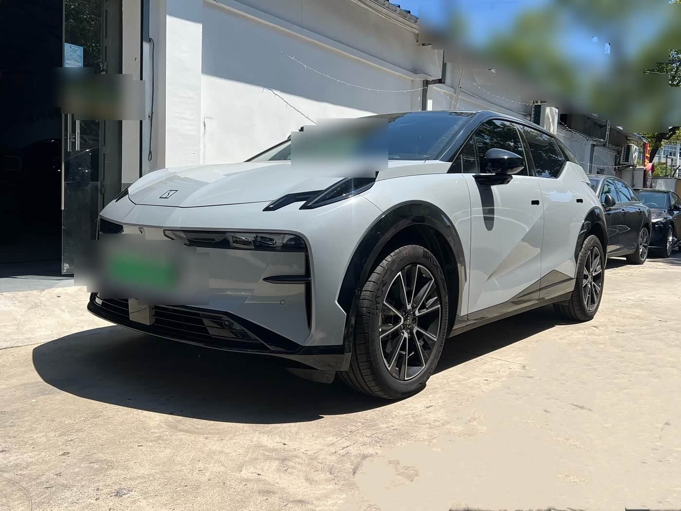 2023 Zeekr X front exterior