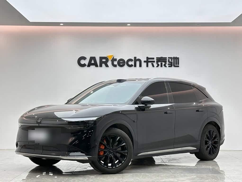 2024 Zeekr 7X front exterior