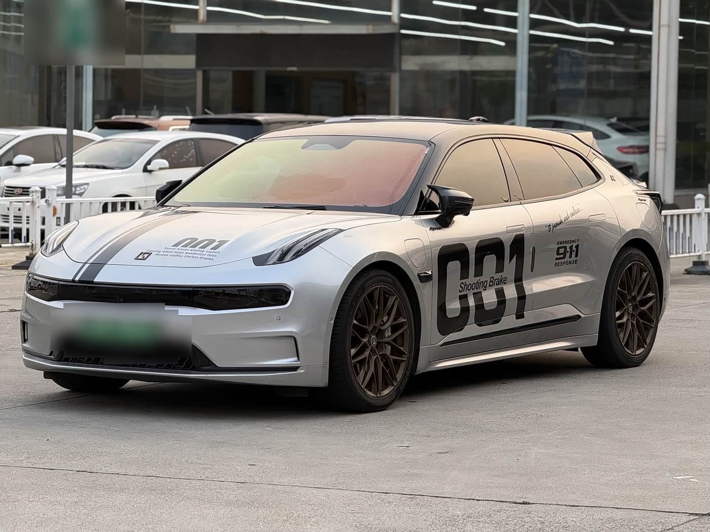 2022 Zeekr 001 front exterior