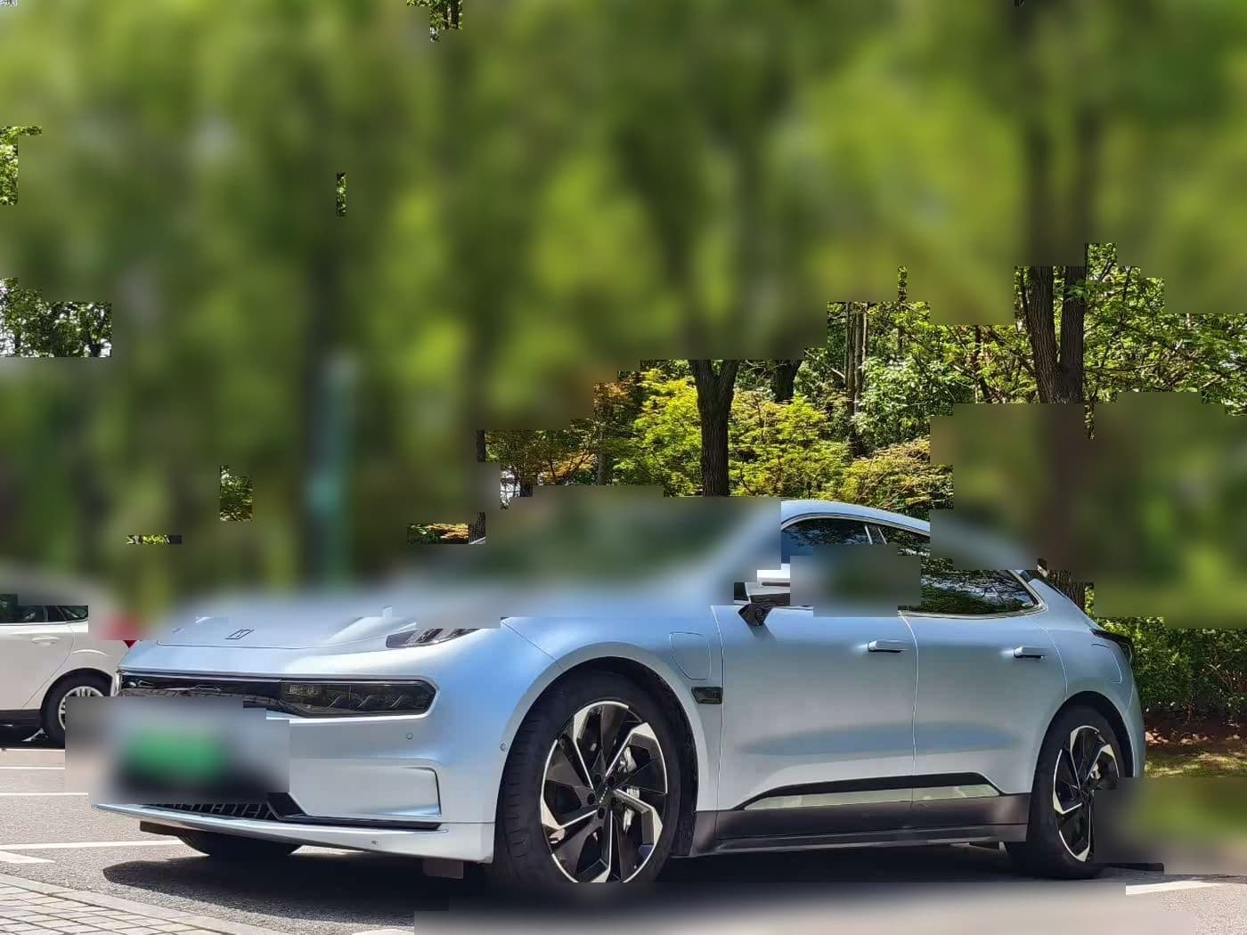 2023 Zeekr 001 front exterior