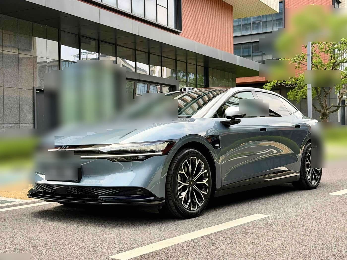 2024 Zeekr 007 front exterior