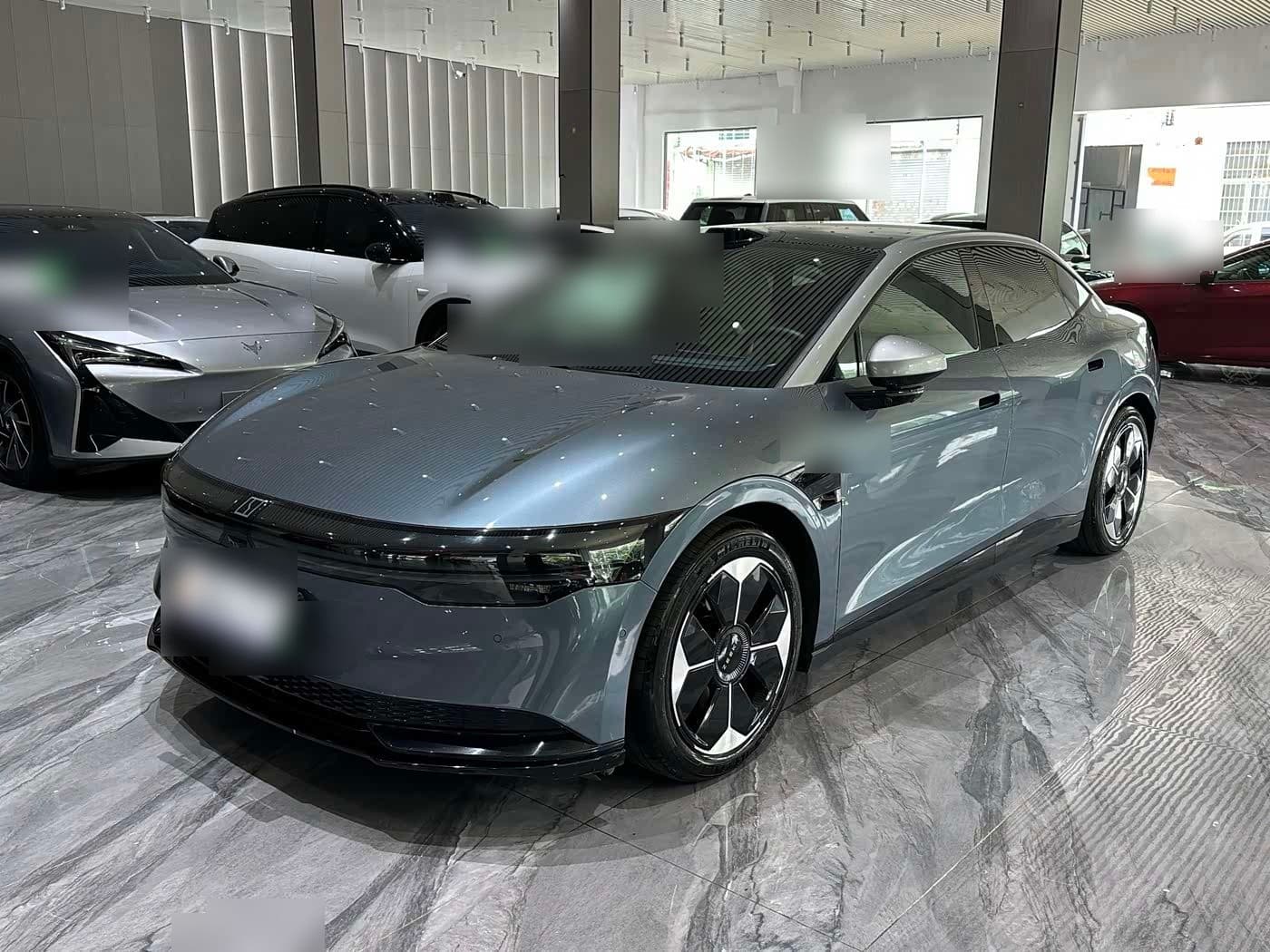 2024 Zeekr 007