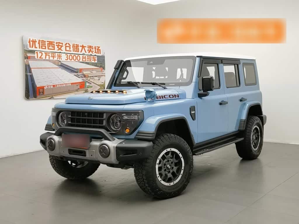 2024 212 T01 front exterior