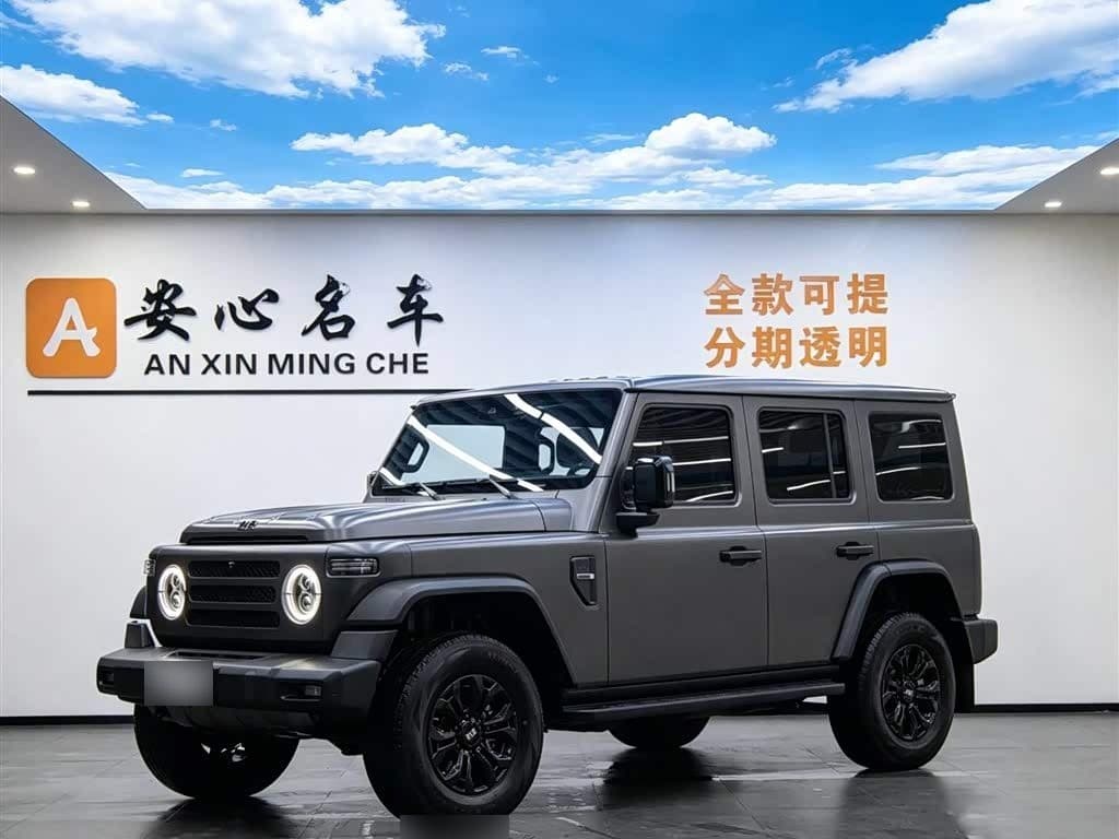 2024 212 T01 front exterior