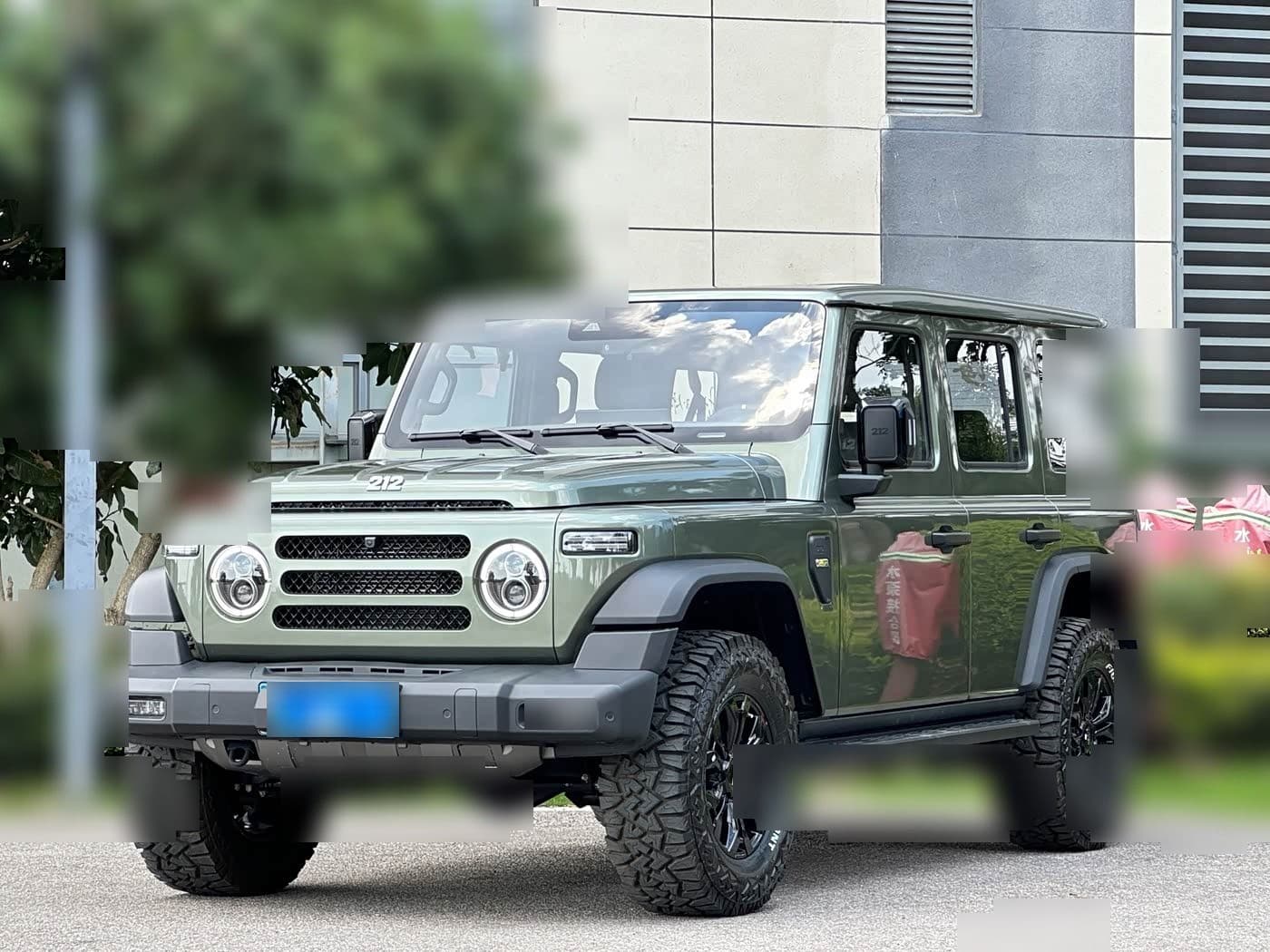 2024 212 T01 front exterior