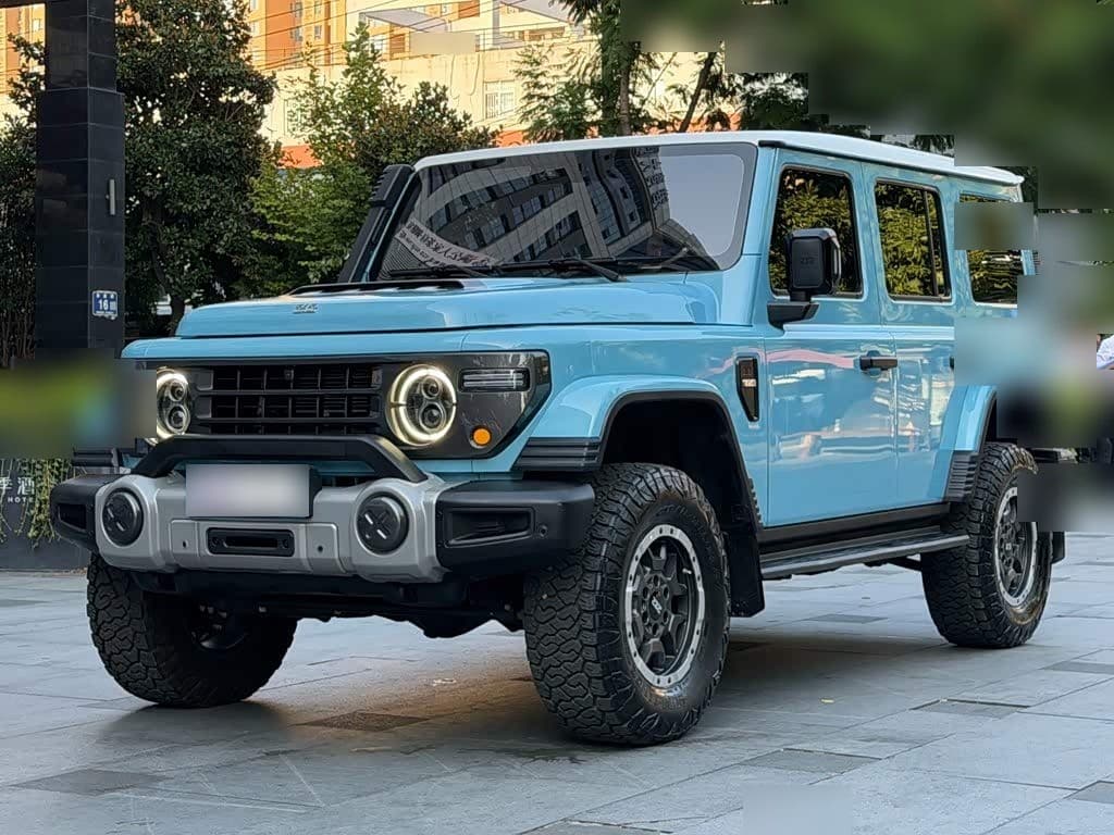 2024 212 T01 front exterior
