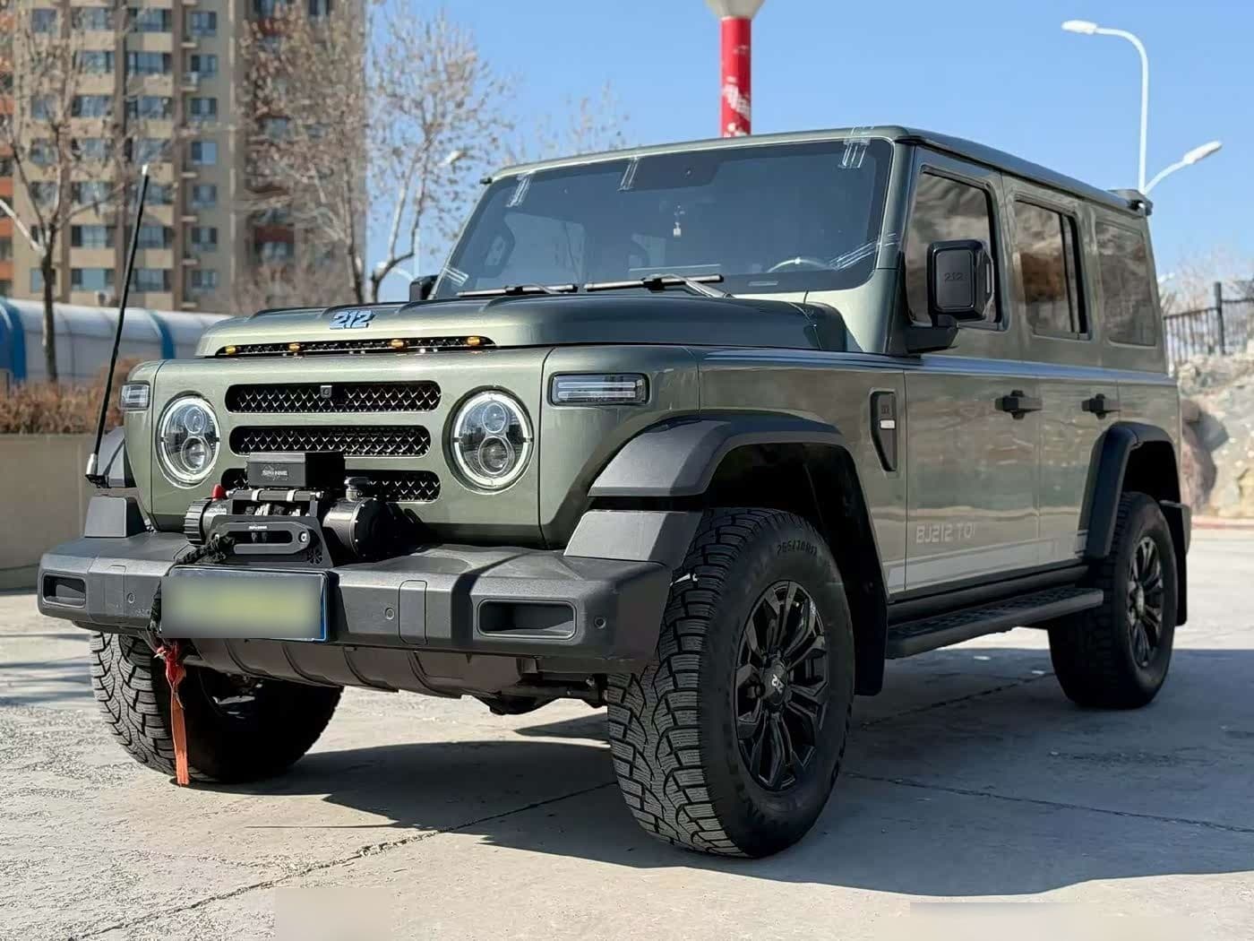 2024 212 T01 front exterior