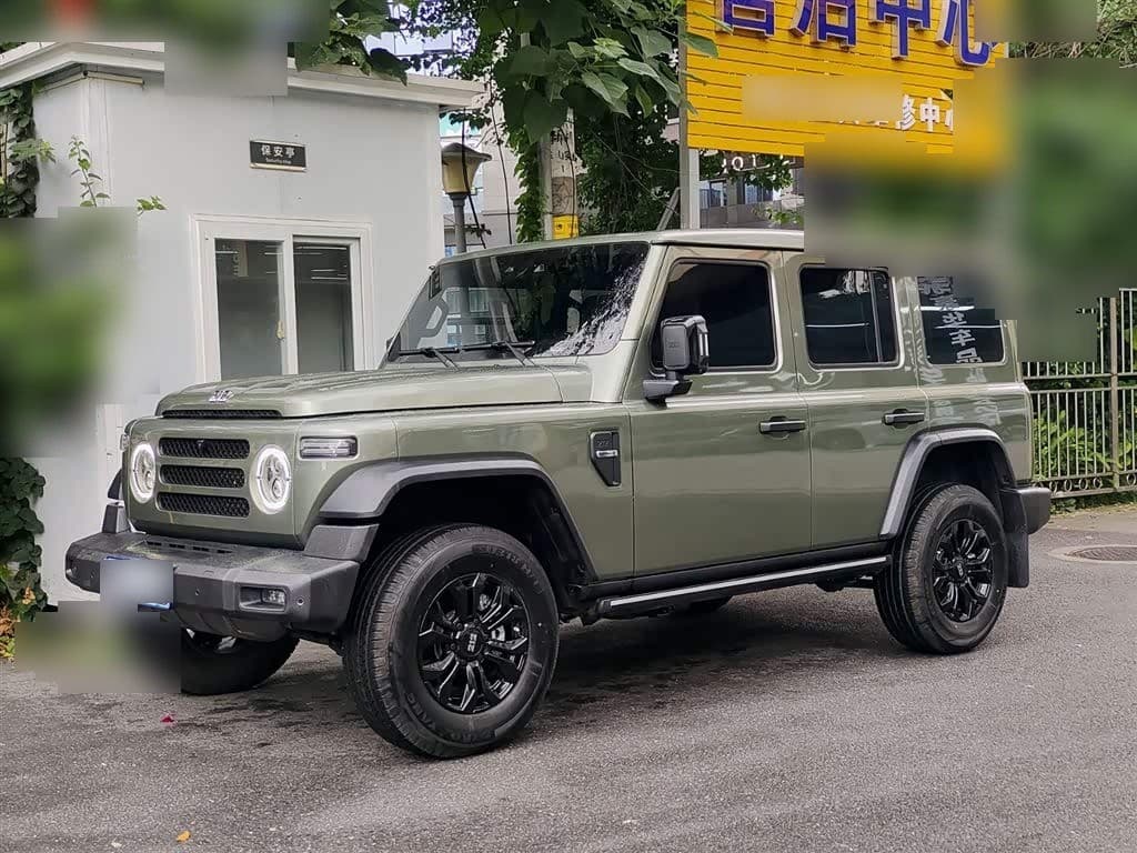 2024 212 T01 front exterior