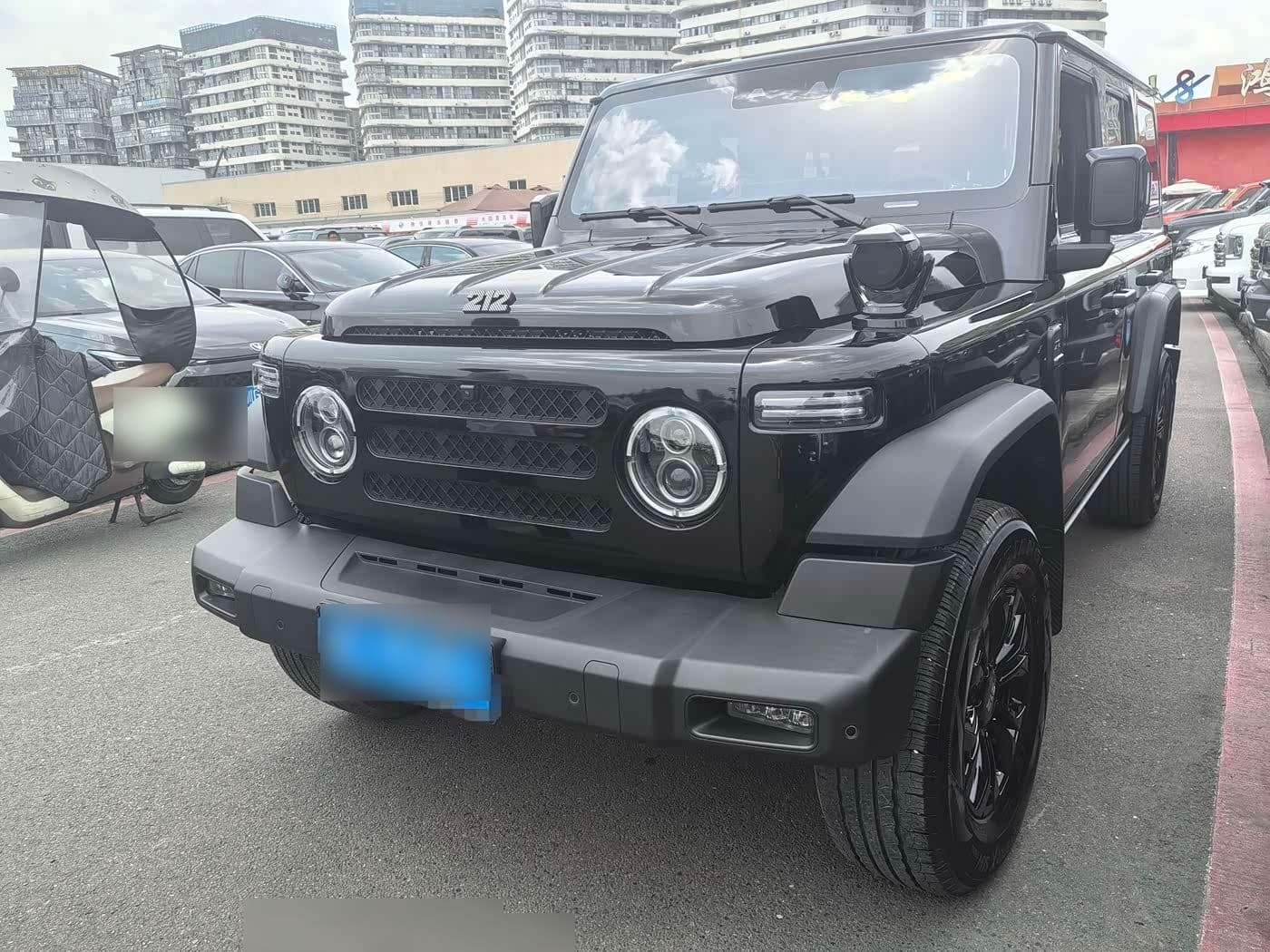 2024 212 T01 front exterior