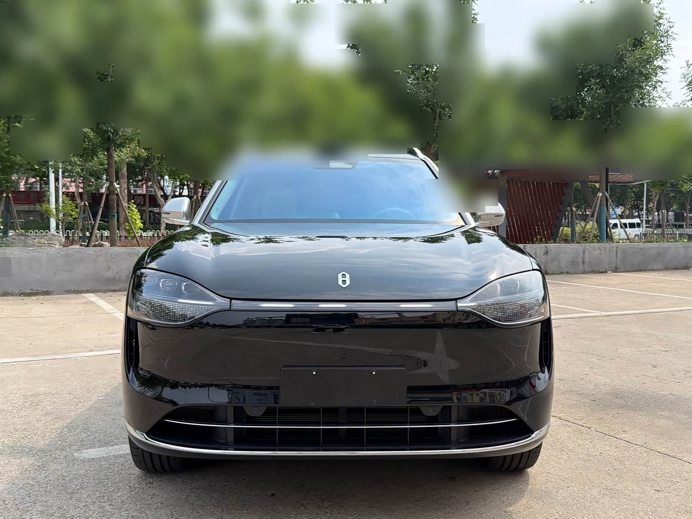 2025 AITO Wenjie AITO M9 front exterior
