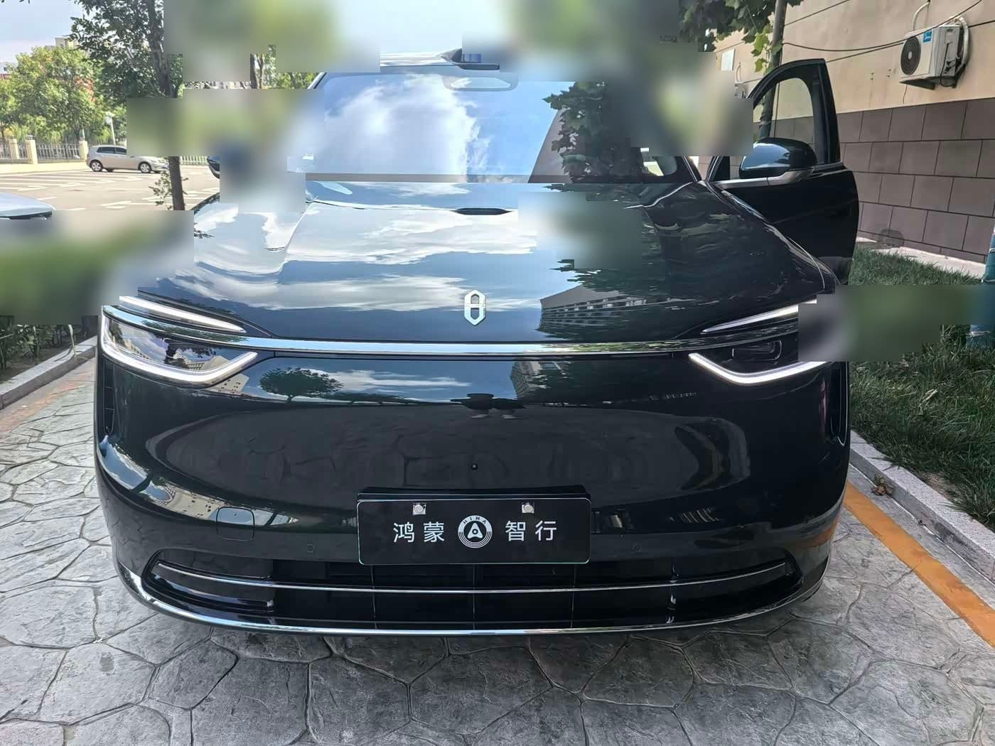 2025 AITO Wenjie AITO M7 front exterior