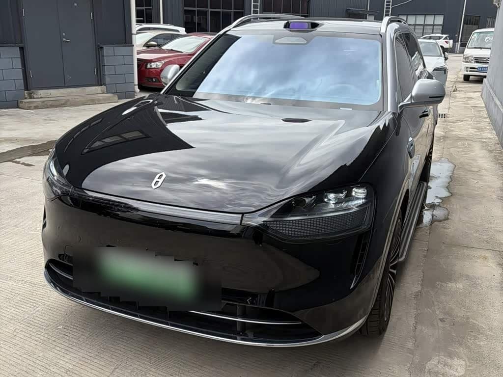 2025 AITO Wenjie AITO M9 front exterior