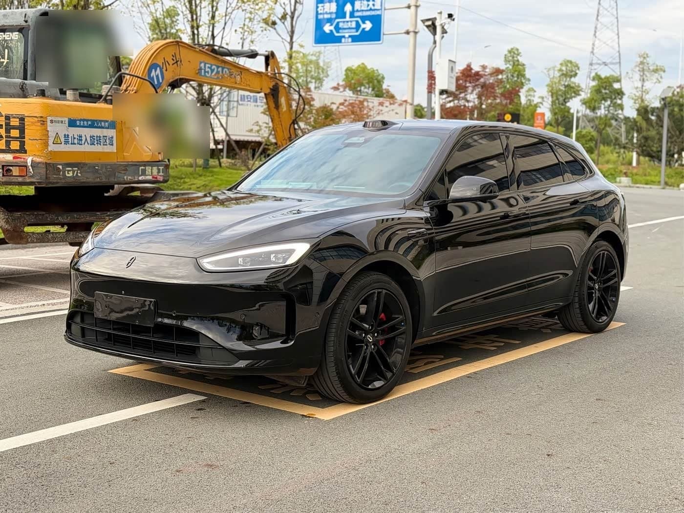 2024 AITO Wenjie AITO M5 front exterior