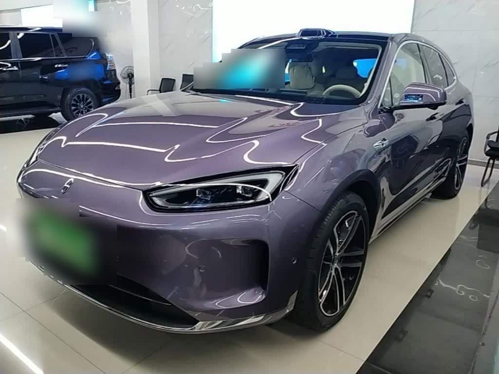 2025 AITO Wenjie AITO M5 front exterior