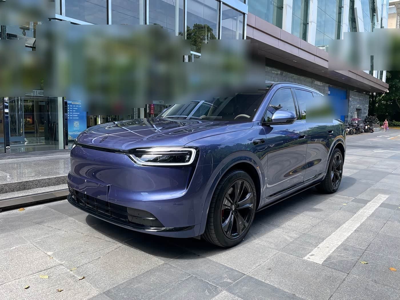 2025 AITO Wenjie AITO M7 front exterior