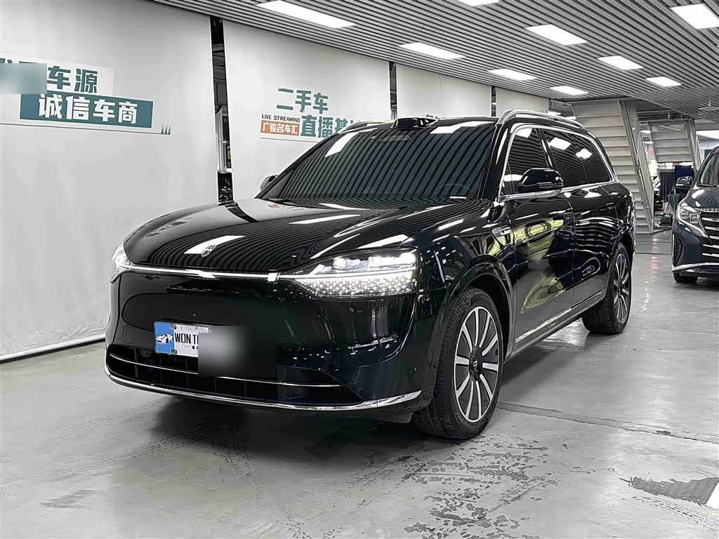 2023 AITO Wenjie AITO M9 front exterior