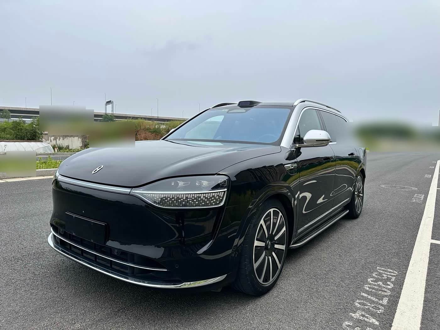 2023 AITO Wenjie AITO M9 front exterior
