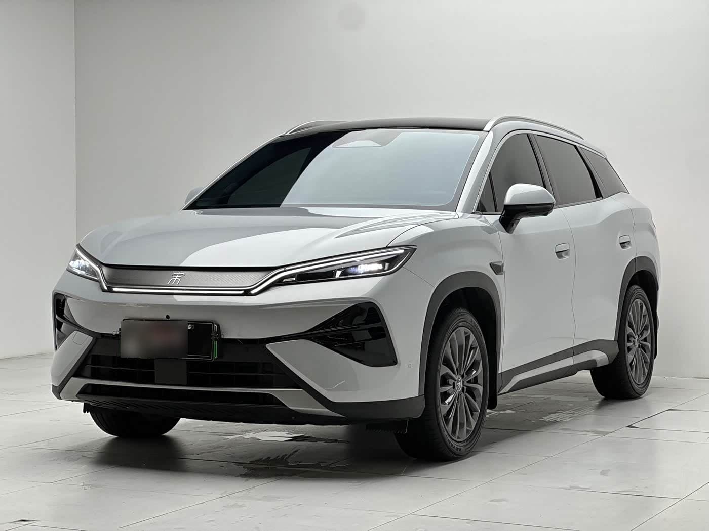 2026 BYD Song Ultra front exterior