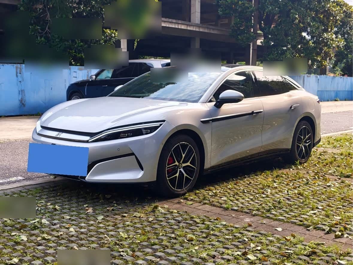 2025 BYD Han L front exterior