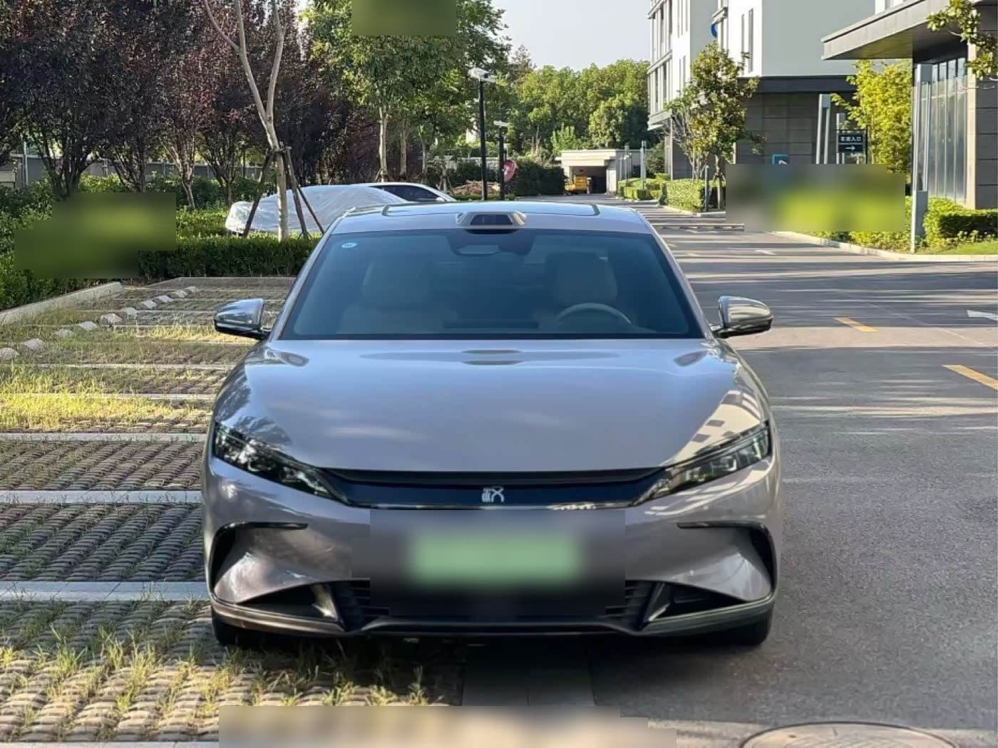 2025 BYD Han front exterior