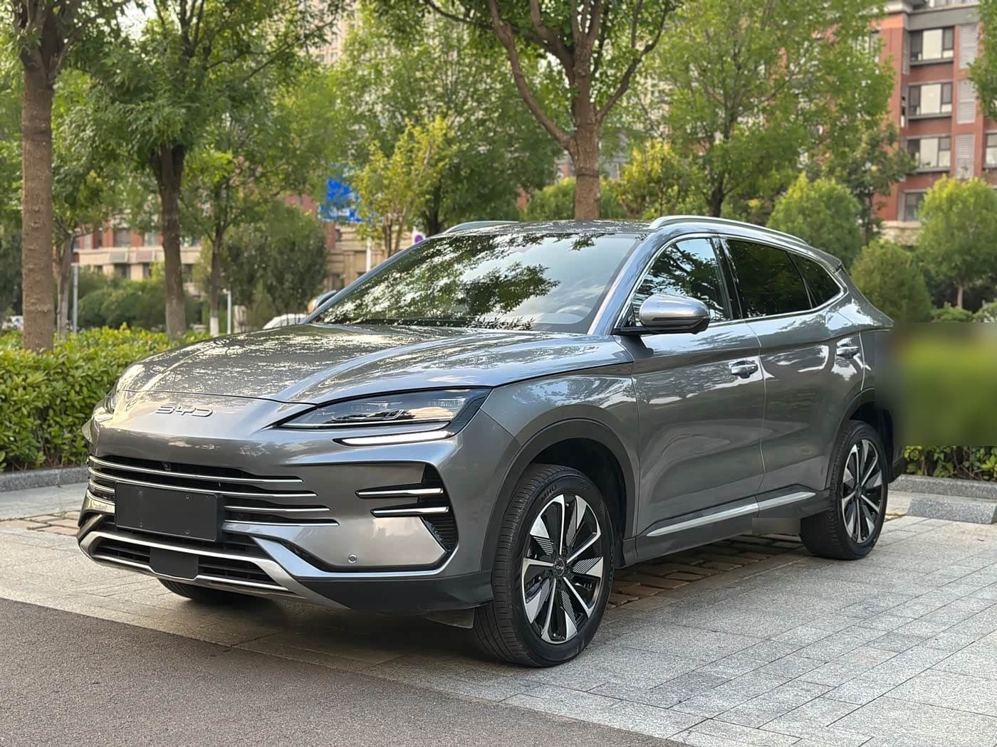 2024 BYD Song PLUS PHEV front exterior