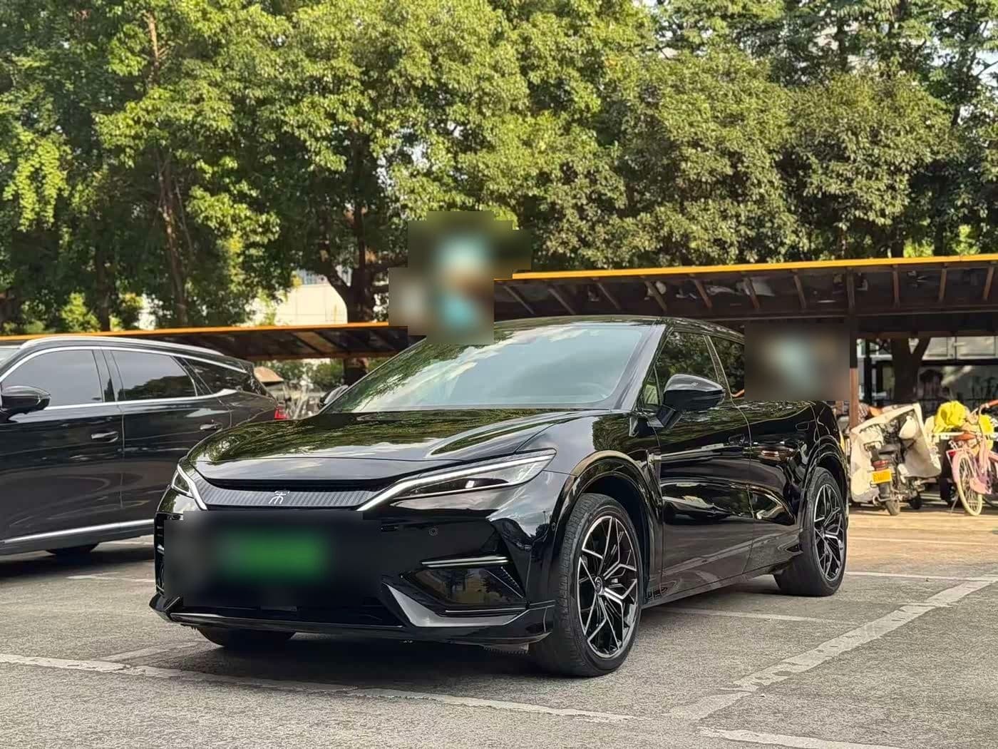 2023 BYD Song L EV front exterior