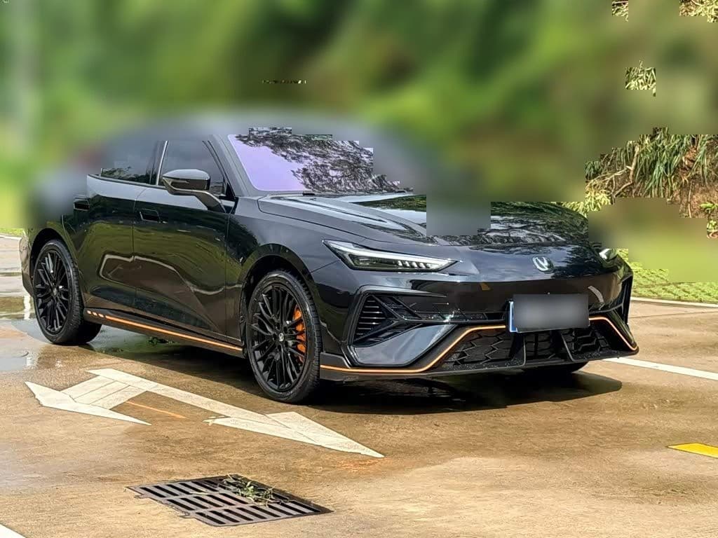 2025 Changan UNI-V front exterior